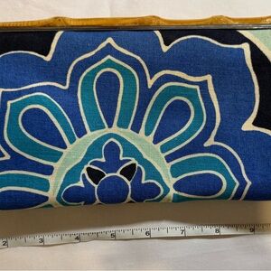 Banana Republic Navy and Gold Clutch